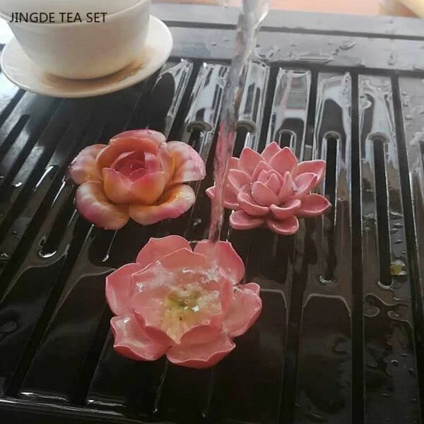 Chinese Ceramic Flower Color changing Tea Pet - Image 4
