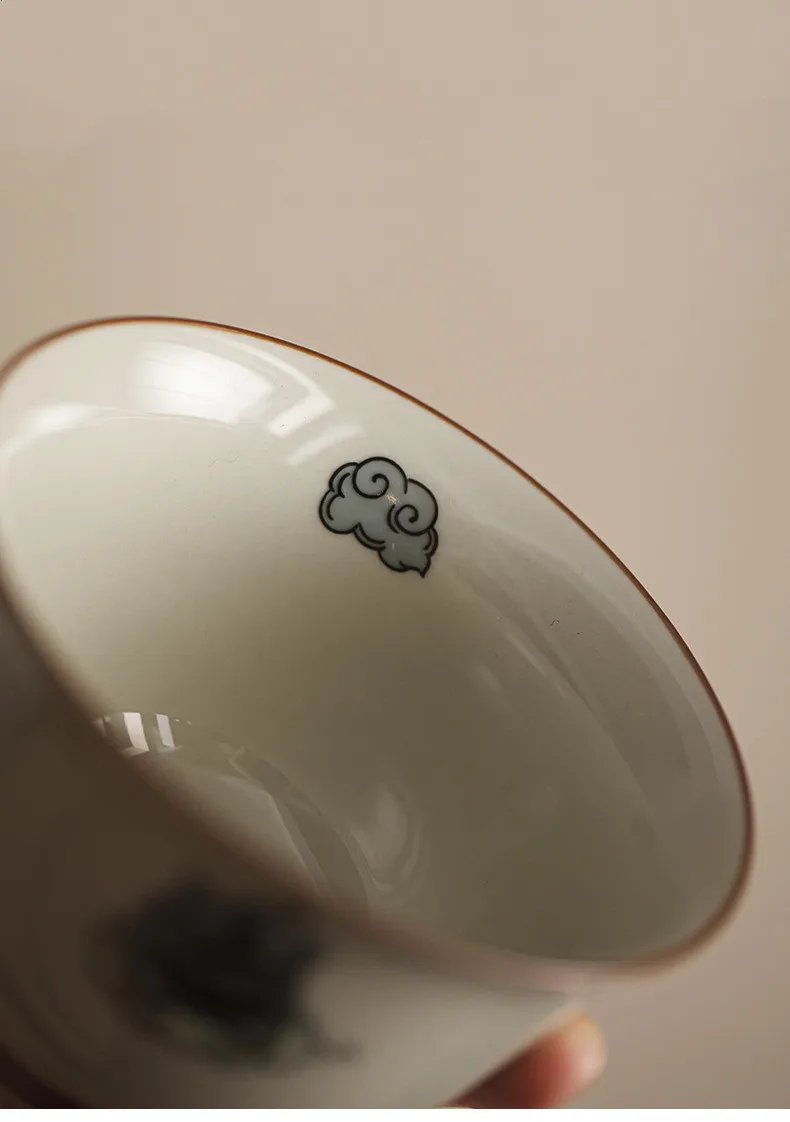 140ml Chinese Style Ceramics Gaiwan Teacup Handmade Tea Infuser Customize Porcelain Teaware Portable Tea Cups with Lid