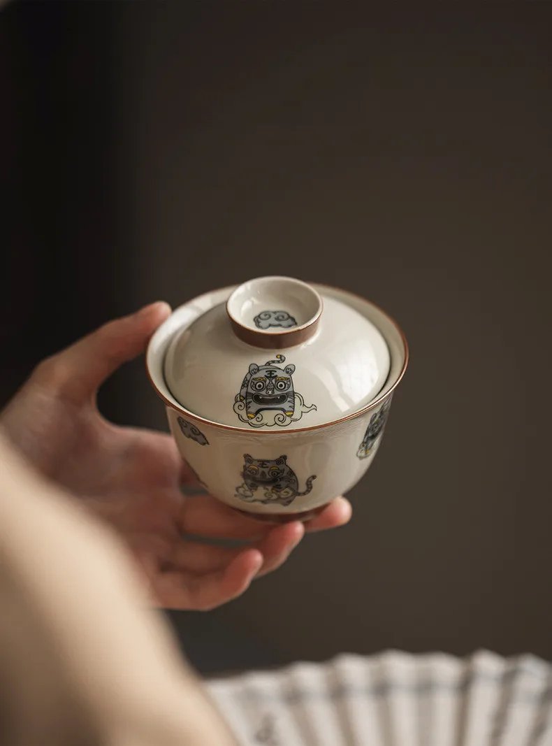 140ml Chinese Style Ceramics Gaiwan Teacup Handmade Tea Infuser Customize Porcelain Teaware Portable Tea Cups with Lid
