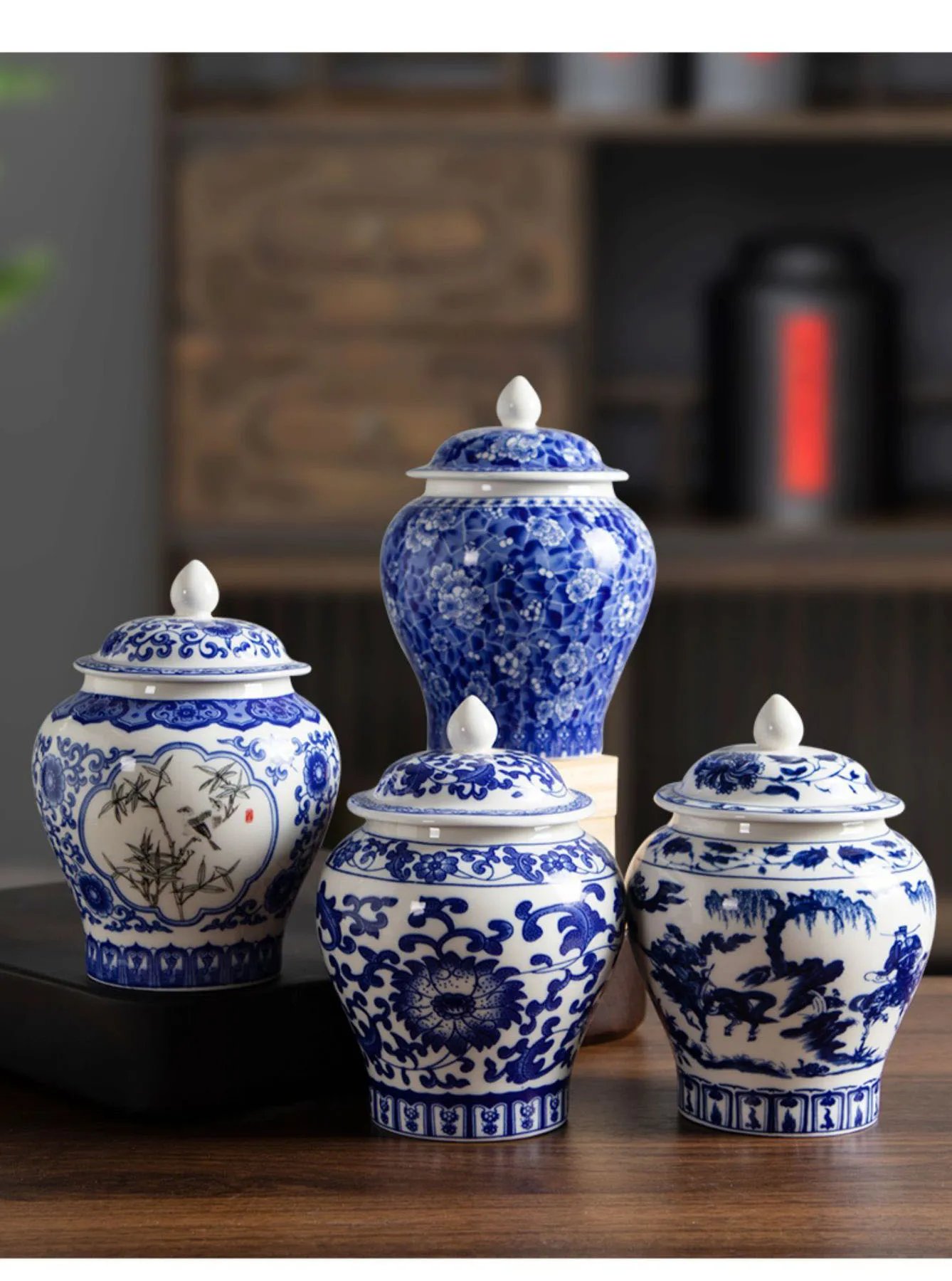 Blue and White Porcelain General Jar Tea Canister Sealed Ceramic Storage Jar with Lid Desk Decoration Candy Pots Tea Caddy