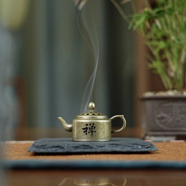 Hollow Buddhist Utensils Lotus Mini Incense Burner, Alloy Sandalwood Furnace, Palm Size Aromatherapy Stove Ornament Home Decor - Image 6